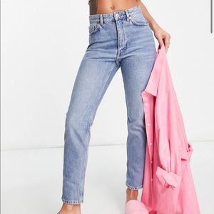 UO Mom Jeans
